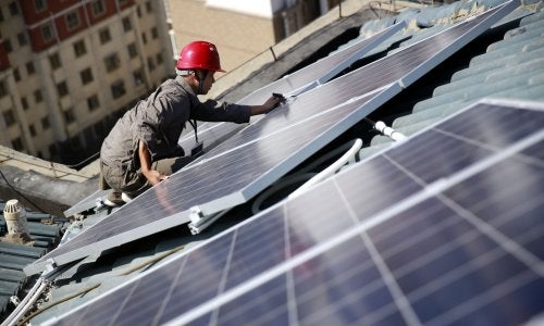 Instalación de paneles solares en China