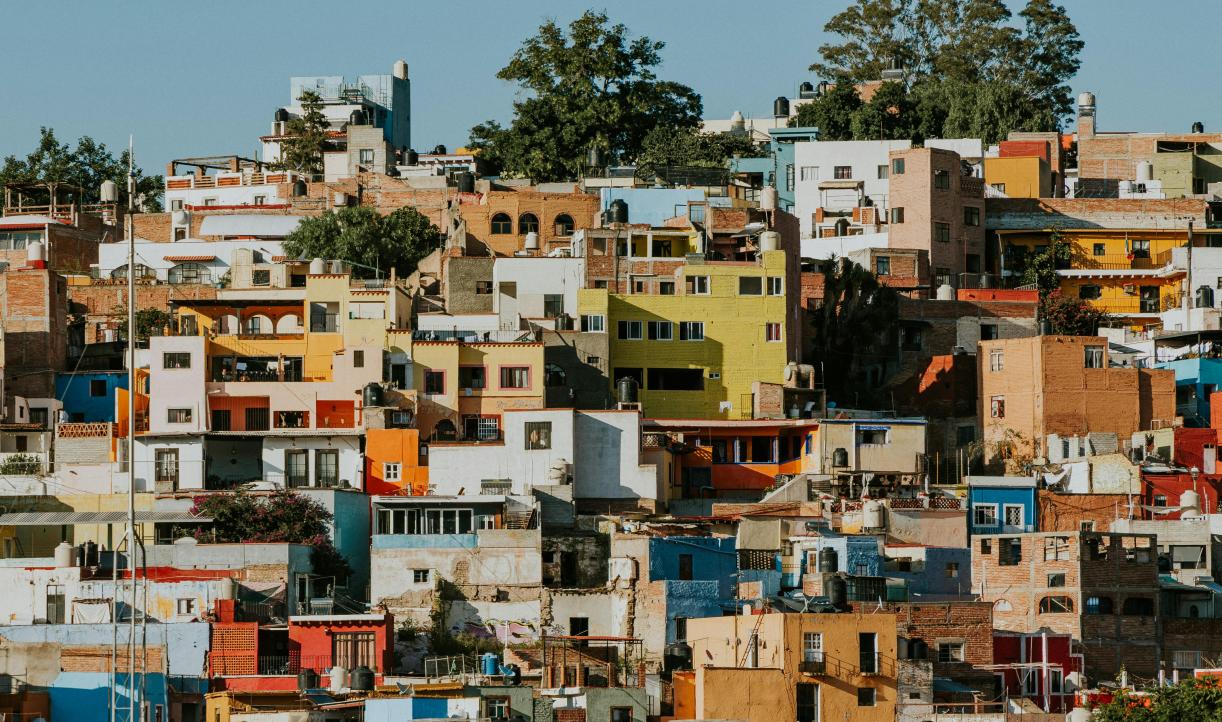 Cinco elementos clave para impulsar la vivienda adecuada en México:  prioridades para la nueva administración | Instituto de Recursos Mundiales  (WRI)