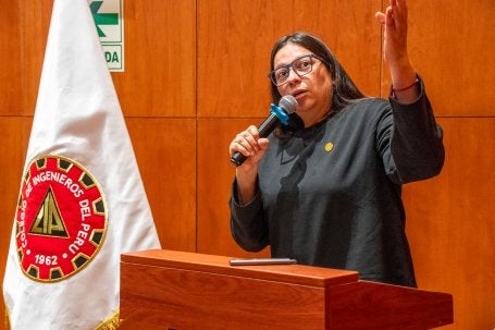 Alejandra Laina, directora I20x20