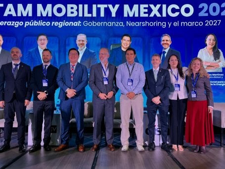  Panel 1, "Liderazgo público regional: Gobernanza, Nearshoring y el marco 2027", de la novena edición de Latam Mobility México