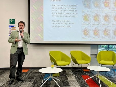 Gorka Zubicaray, especialista senior en Desarrollo Urbano de WRI México