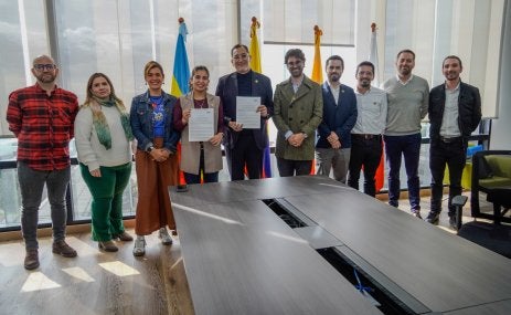 Firma MoU con Agenda Regional de Movilidad
